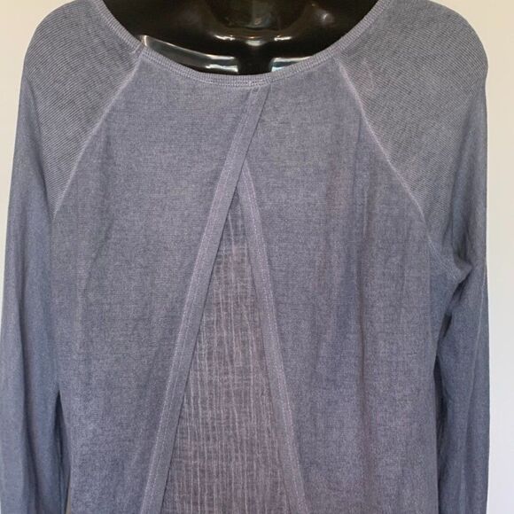 Fritz & Ginger Long Sleeve Blouse - Picture 6 of 11